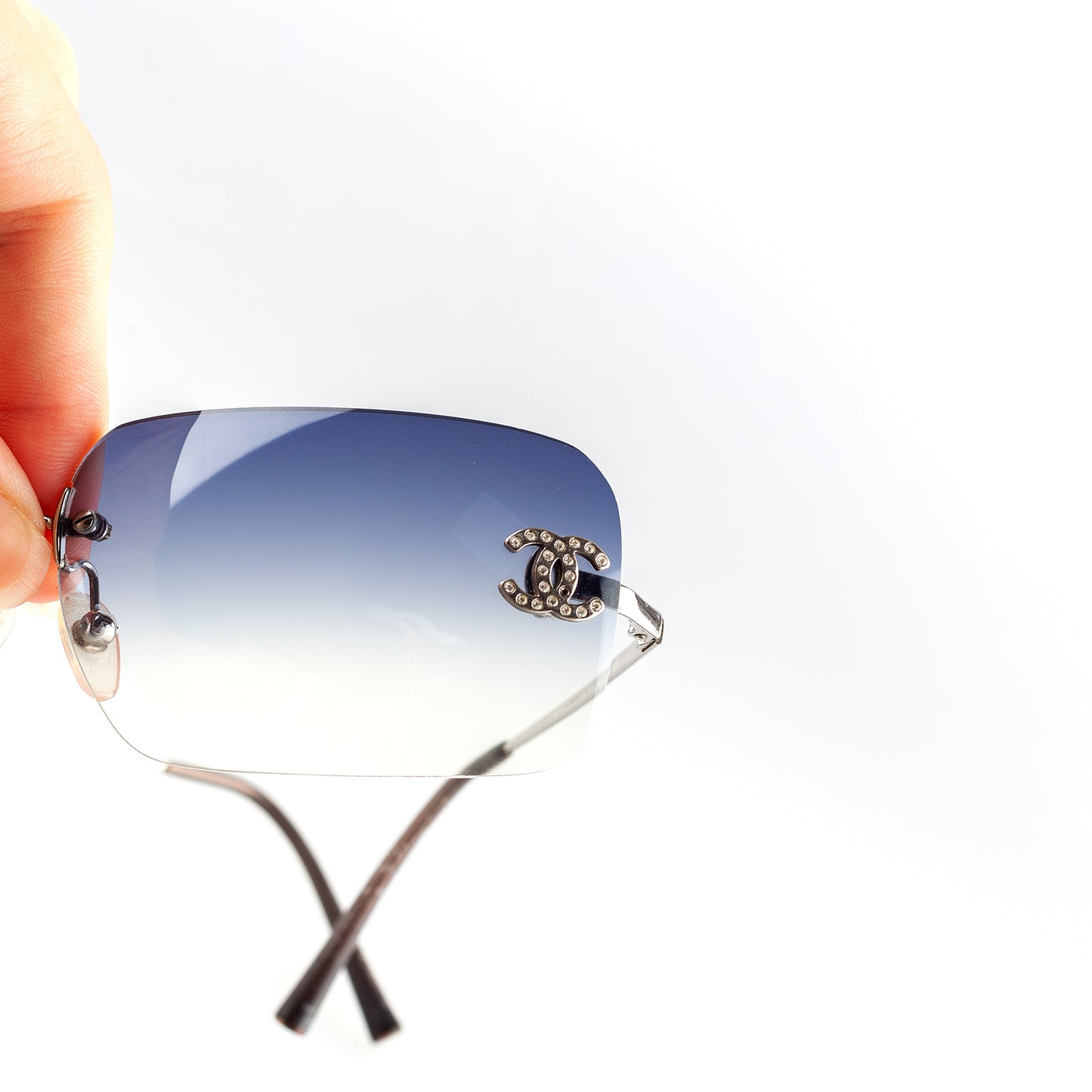 Chanel 4017-D 124/55 CC Logo Rimless Vintage Blue Gradient Sunglasses