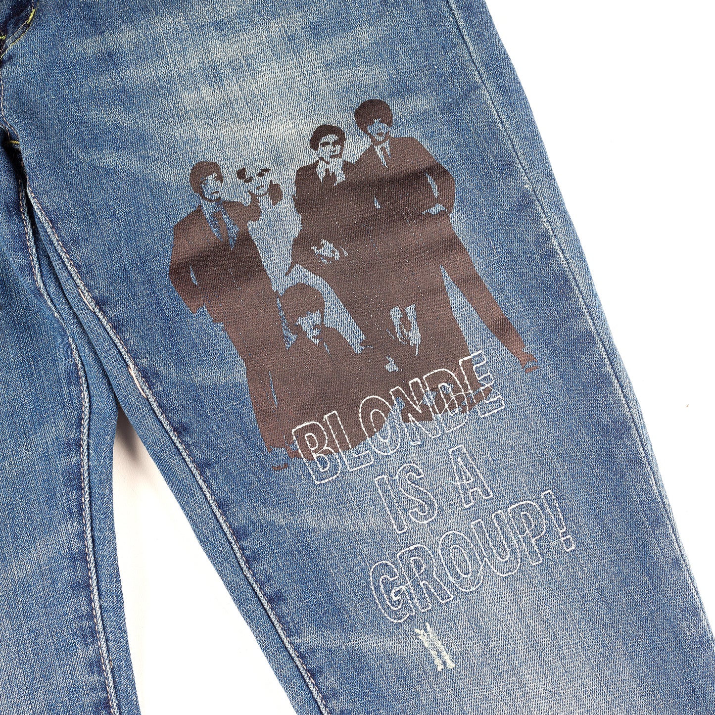 Vintage Printed Blonde Skinny Studded Jeans (M)