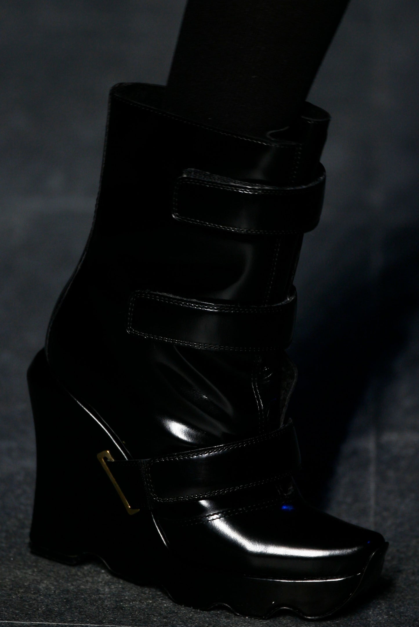Louis Vuitton FW 2006 Ready-to-Wear Black Leather Wedge Boots