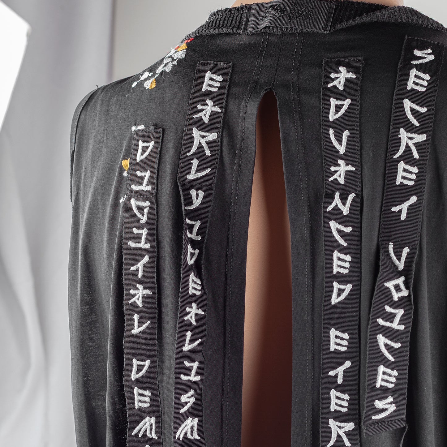 Diesel Oriental Print Black Printed Tank Top (XL)