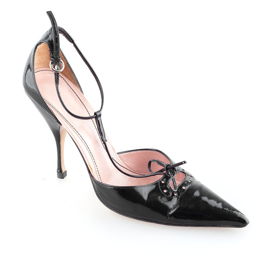 Miu Miu Vintage Kitten Bow Pointed Toe Black Patent Leather Heels (38 IT/39 EU)