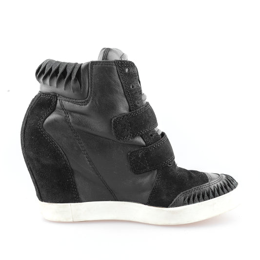 Diesel Black Leather Vintage Wedge Sneakers (37 EU)