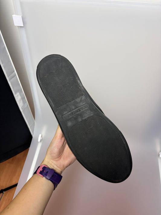 Balenciaga Arena Low Black Leather Shoes (41 IT / 42 EU)