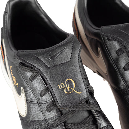 Nike Tiempo R10 Ronaldinho Black Football Sneakers