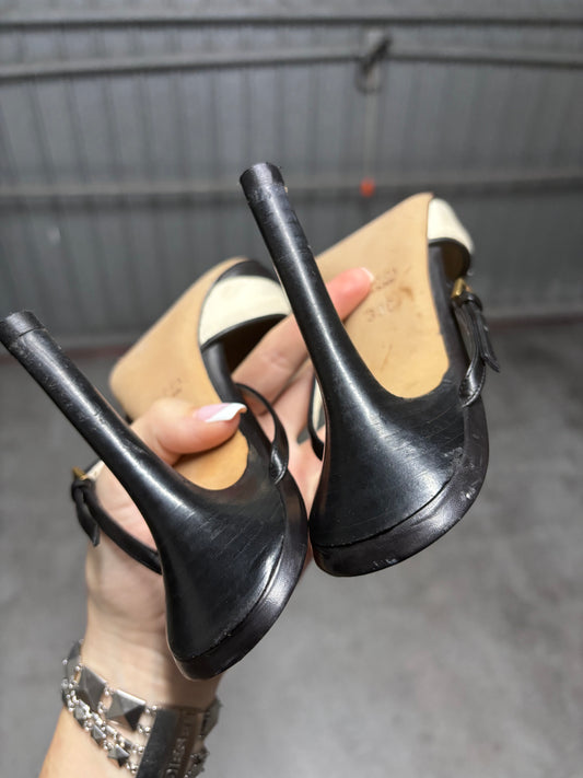 Gucci B&W Ankle Strap Pointed Toe Vintage Heels