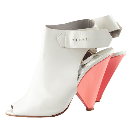 Chloé Vintage Jazz White Leather Ankle Heels (38,5 IT/39,5 EU)
