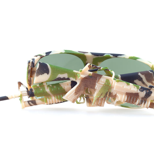 ⁣ Jeremy Scott x Linda Farrow⁣⁣ S/S 2013 Camouflage M16 Sunglasses⁣⁣⁣
