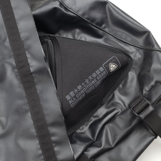 Nike ACG Vintage Gorpcore Black Nylon Sling Bag