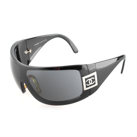 Chanel 5086 C. 501/87 Black Shield Vintage Sunglasses