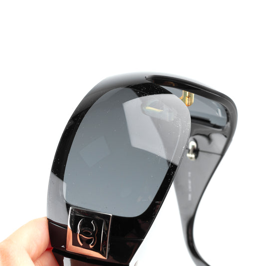Chanel 5086 C. 501/87 Black Shield Vintage Sunglasses