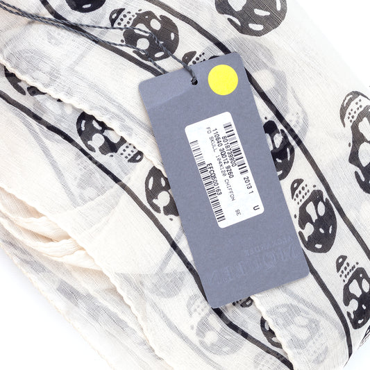 Alexander McQueen Classic Silk Skull Scarf in Ivory/Black