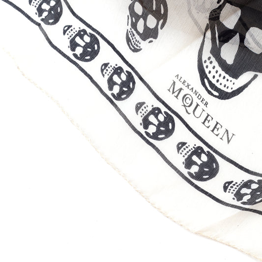 Alexander McQueen Classic Silk Skull Scarf in Ivory/Black