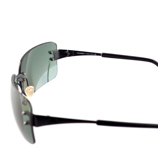 Chanel 4005 C.101/71 Rimless Vintage Sunglasses