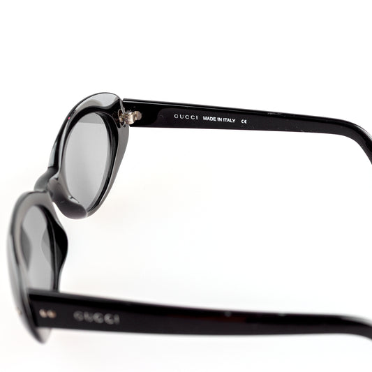Gucci GG 2413/S 807 Black Oval Vintage Sunglasses
