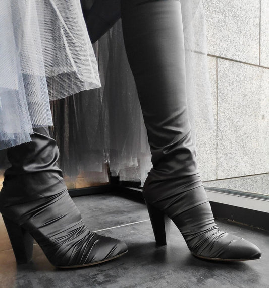 Dolce & Gabbana Vintage Black High-Stock Stretch Silk Boots  