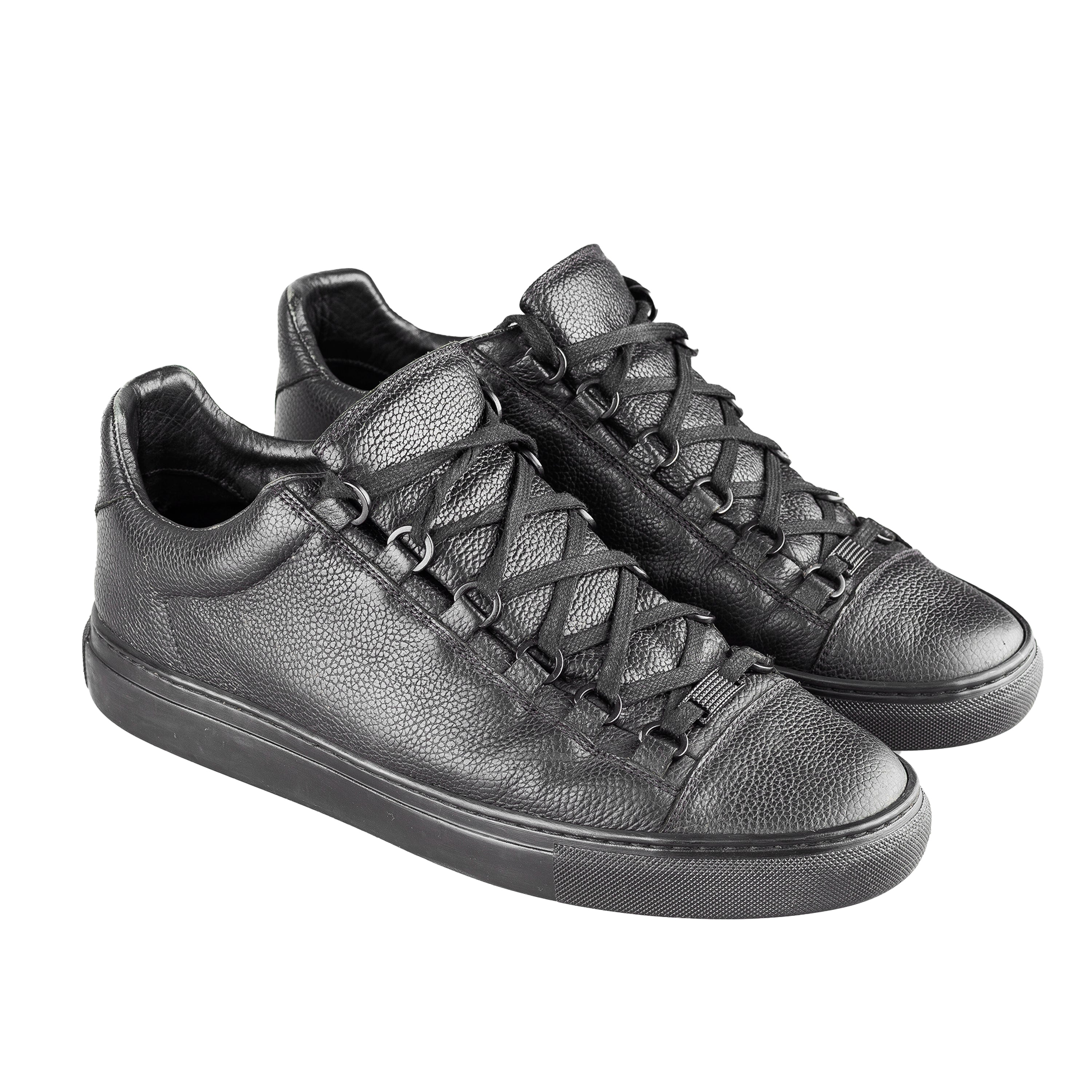 Balenciaga Arena Low Black Leather Shoes (41 IT / 42 EU)