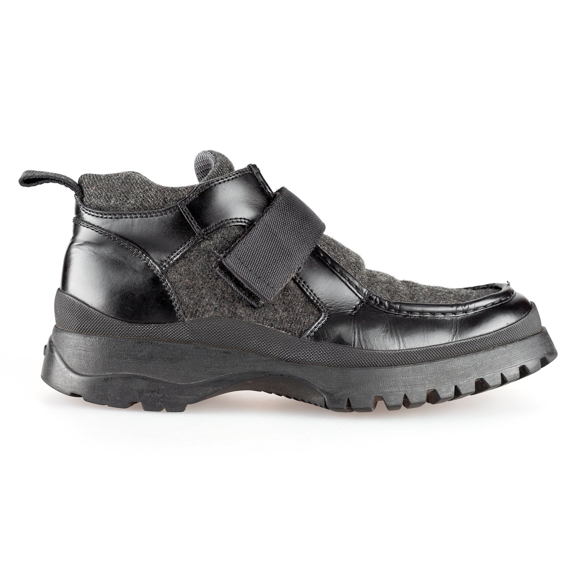 Prada Wool Leather Black/Grey Chunky Vibram Sole Shoes (43 EU / 9 US / 8 UK)